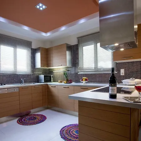 Elena & Pelagia Luxury Апартаменты